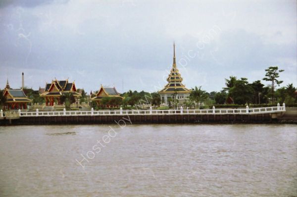 Temple Buildings, Mae Nam Chao Phrayal River, Ayutthaya to Bangkok